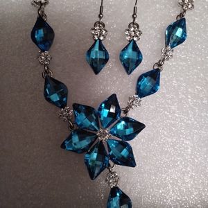 Prom Jewelry Blue/White Checker Board Facetted Star Necklace and Earrings Set